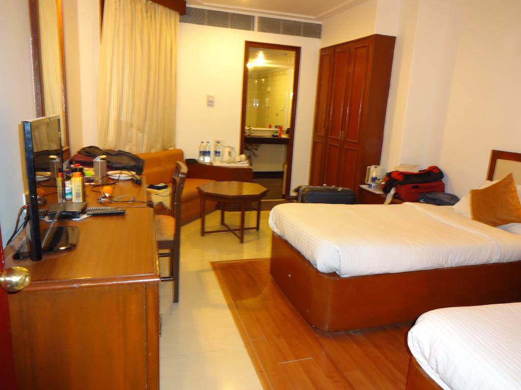 Hotel Amer Palace Bhopal Zimmer foto